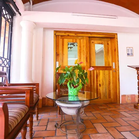 Hotel Maria de Lourdes-2